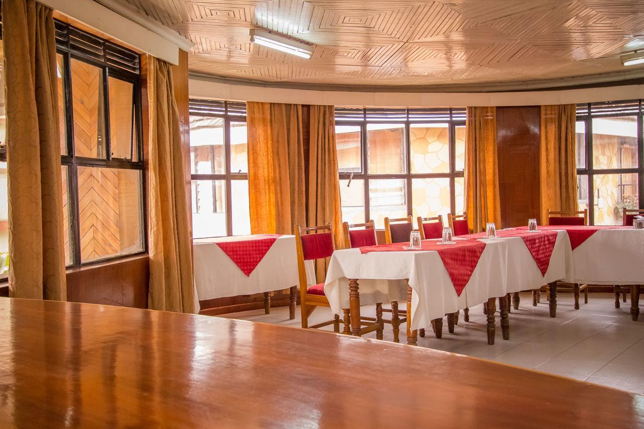 Hotel Genevieve Nakuru Zewnętrze zdjęcie