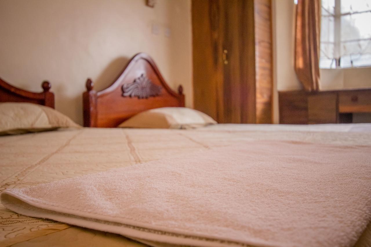 Hotel Genevieve Nakuru Zewnętrze zdjęcie